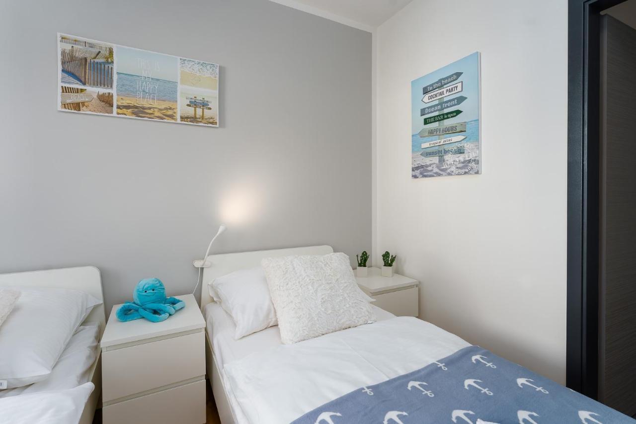 Apt Nadmorskie - 4 Pory Roku Kołobrzeg Extérieur photo