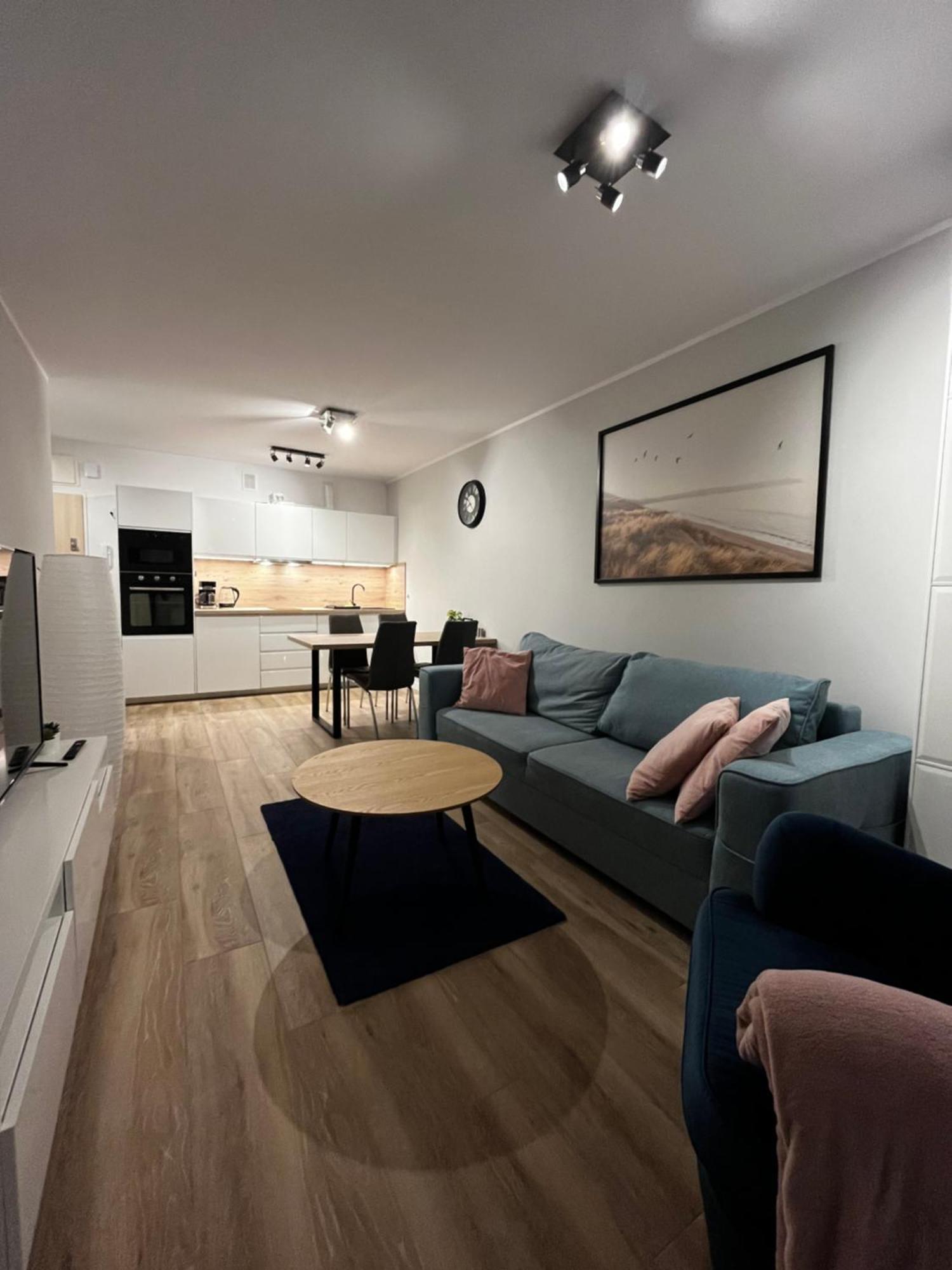 Apt Nadmorskie - 4 Pory Roku Kołobrzeg Extérieur photo